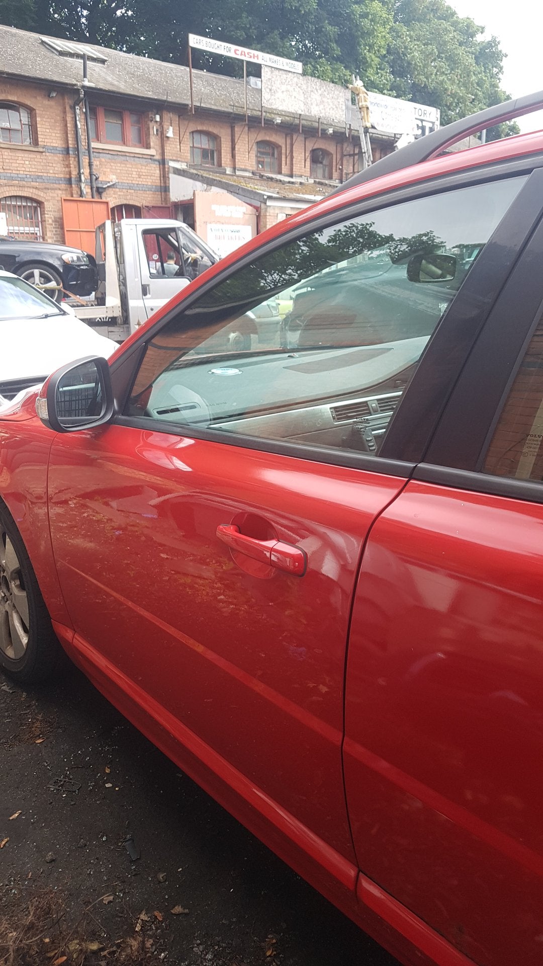 2007 - 2015 Volvo V70  Estate DOOR - BARE (FRONT PASSENGER SIDE) 612 RED