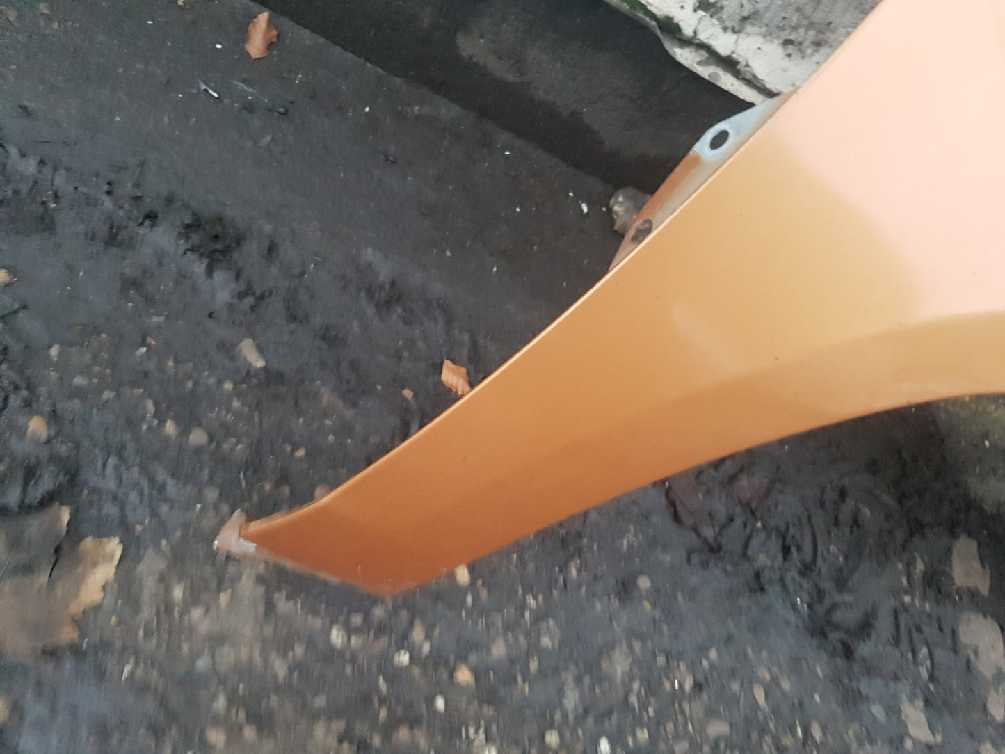 2010 - 2015 Volvo S60   Right Front Guard BRONZE 704