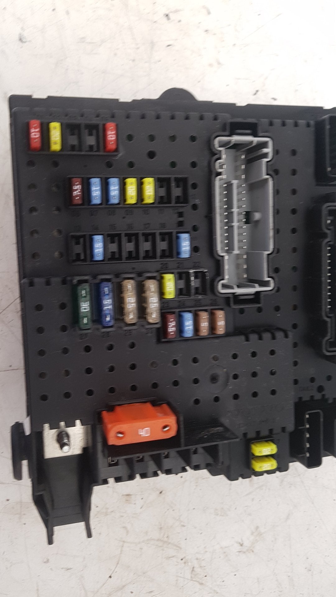 2005 Volvo S60  Saloon REAR ELECTRONIC MODULE (REM) 30732769
