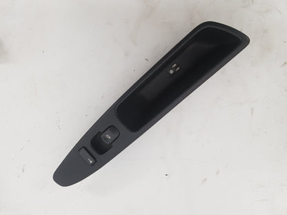 2000 - 2004 Volvo V40  Estate Left Front Window Switch 30638704
