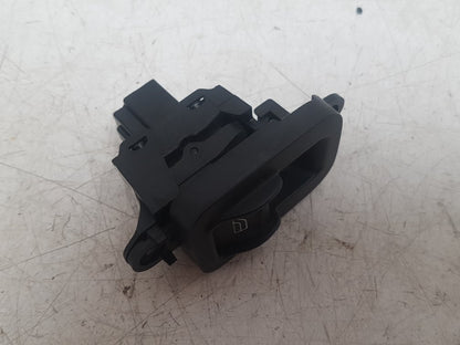 2005 - 2012 Volvo S40  Saloon Left Front Window Switch 30773217