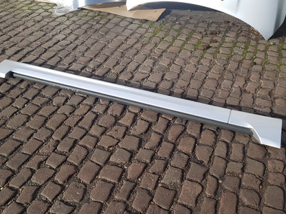 2008 - 2016 Volvo V70 III 135 Estate Right Side Skirt 426 SILVER