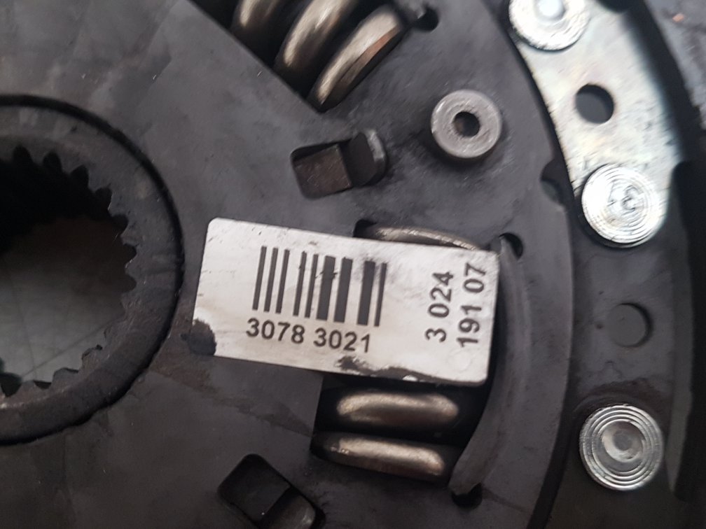 2003 - 2007 Volvo V70  Estate CLUTCH 30783258