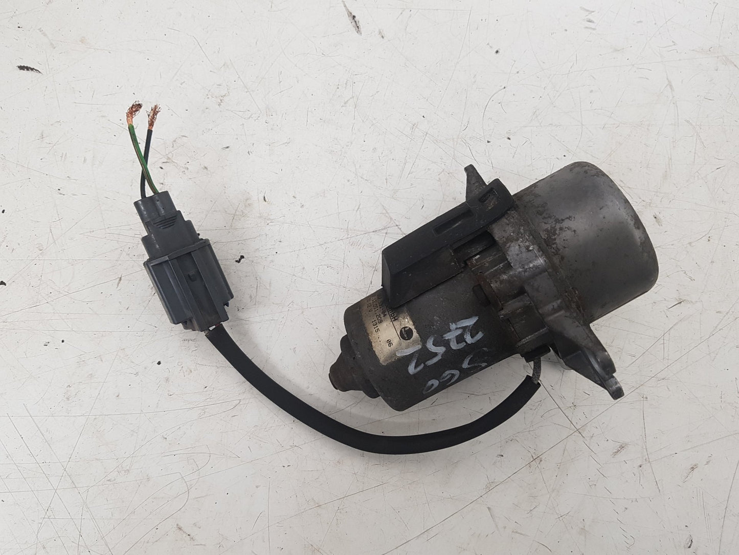 2005 Volvo S60  Saloon AUXILIARY AIR PUMP 30645454