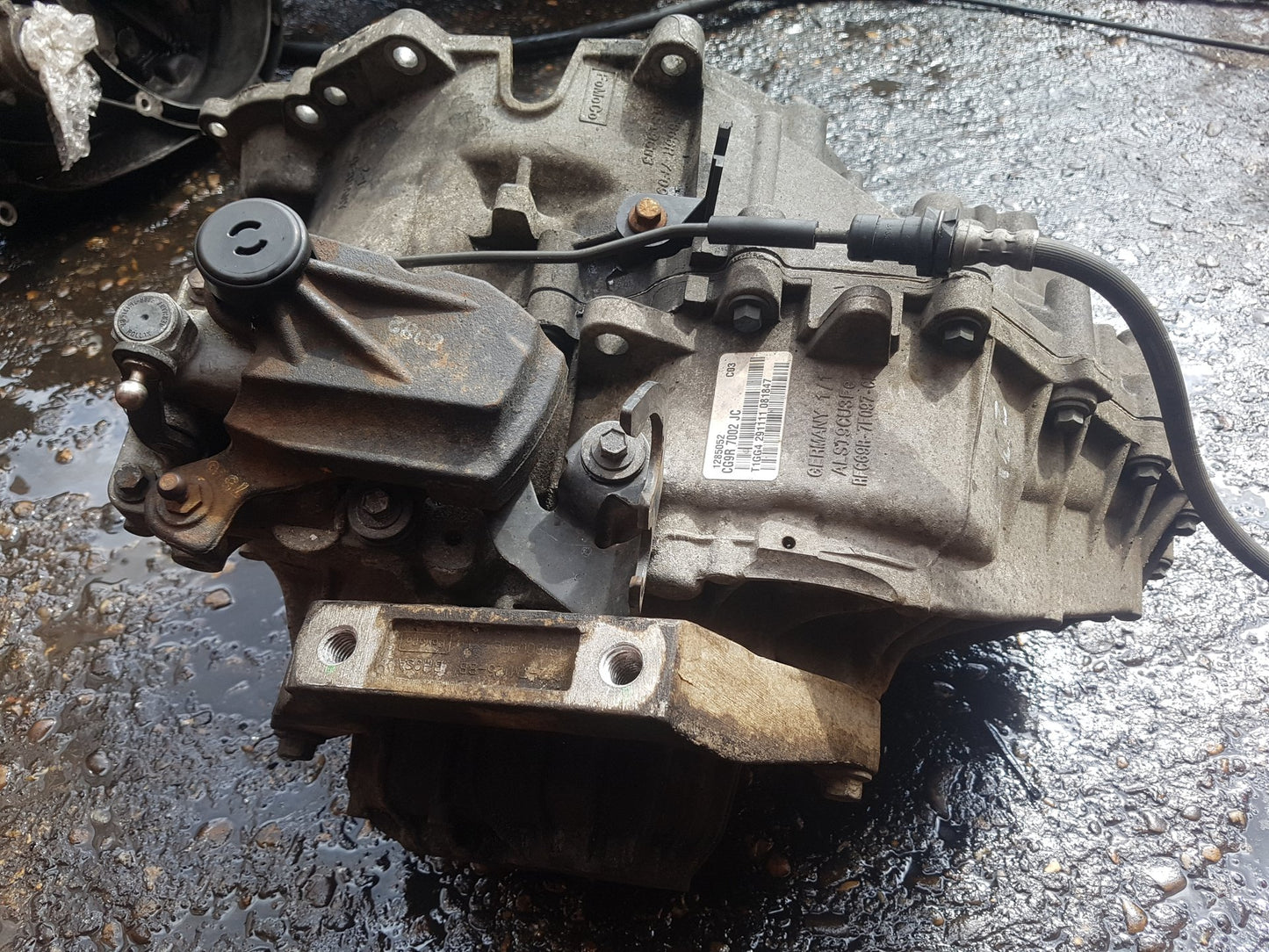 2010 - 2015 Volvo V70  Estate Manual Gearbox CG9R 7002 JC