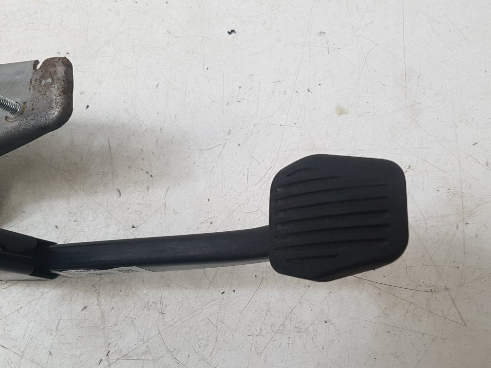 2004 - 2010 Volvo V50  Estate Brake Pedal 4N51-2467-AG