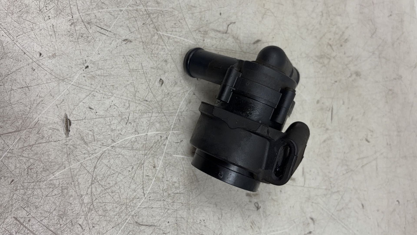 2011 - 2014 Volvo V60 I 155 Estate AUXILLARY WATER PUMP 31332380