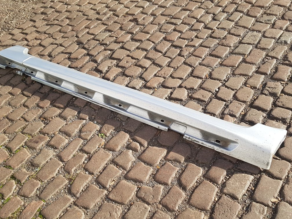 2008 - 2016 Volvo V70 III 135 Estate Right Side Skirt 426 SILVER