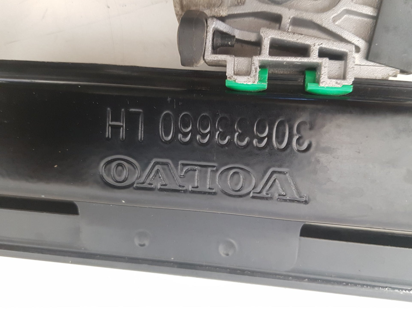 2007 - 2013 Volvo C70  Convertible WINDOW REGULATOR/MECH ELECTRIC  (FRONT PASSENGER SIDE) 30633660