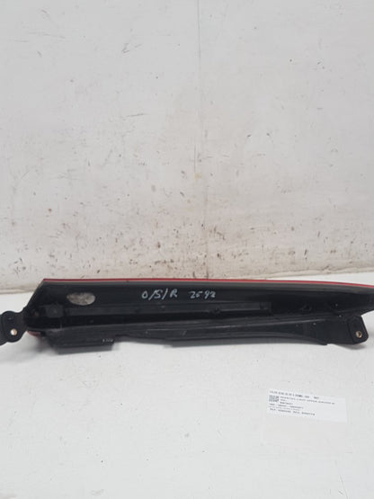 2002 - 2006 Volvo XC90  Estate REAR/TAIL LIGHT UPPER (DRIVER SIDE) 30678221