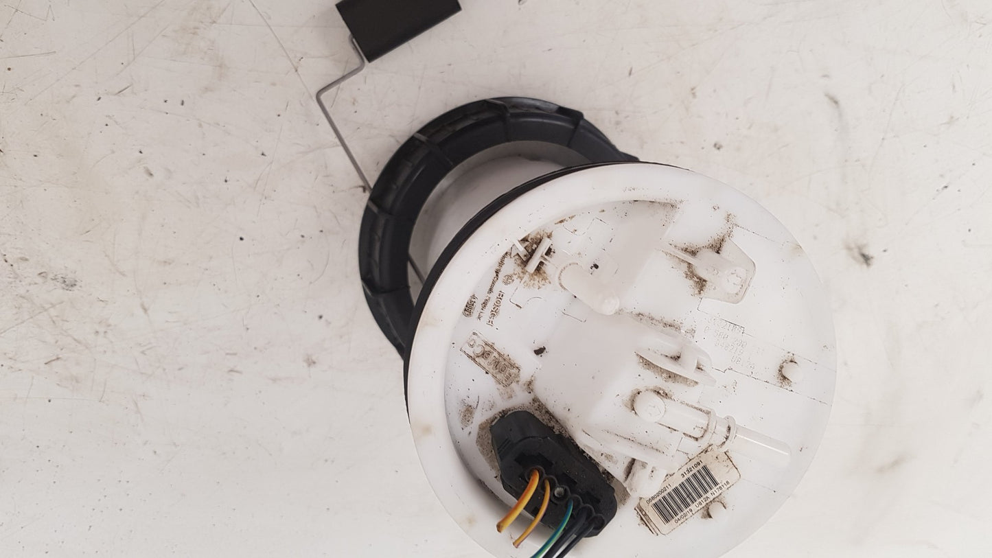 2015 - 2019 Volvo V40 Cross Country  Hatchback Fuel Pump 31321091