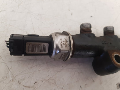 2013 - 2016 Volvo V40 III 525 Hatchback Injection Rail 968529758002