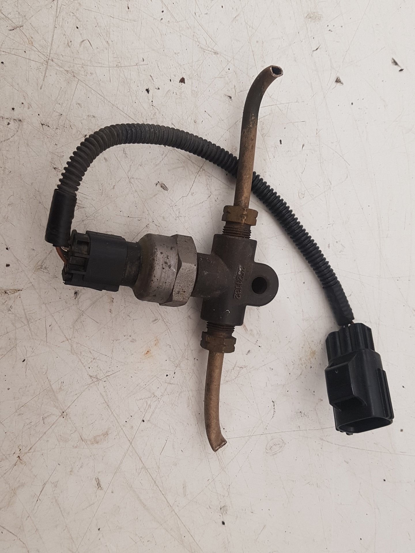 2002 - 2006 Volvo XC90  Estate BRAKE PRESSURE SENSOR 3524132