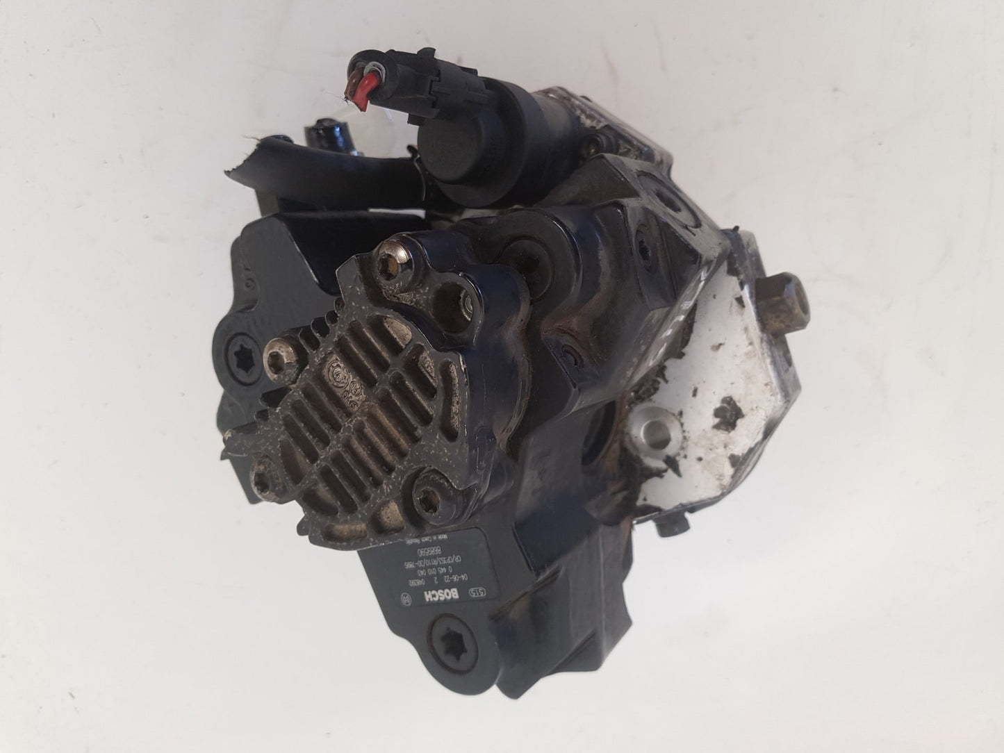 2004 Volvo XC90  Estate High Pressure Pump 8689591