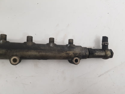 2002 - 2005 Volvo S60  Saloon Injection Rail 8658252