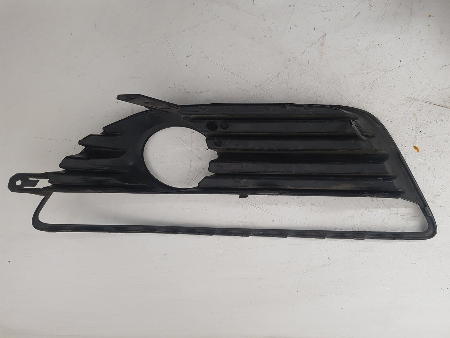 2010 - 2012 Saab 95  Saloon FOG LIGHT GRILL (RIGHT) 12776794