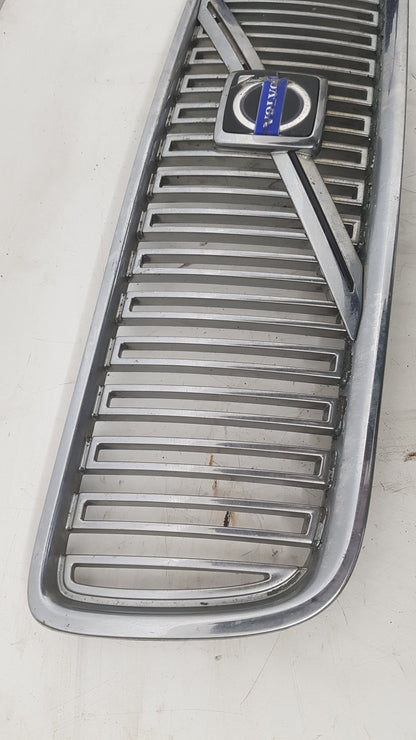 2005 - 2008 Volvo V70  Estate FRONT GRILL 08693346