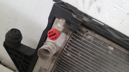 2007 - 2013 Volvo C70  Convertible Radiator 3M51-8005 DB