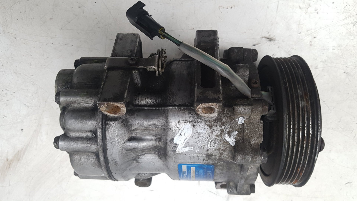 2006 - 2013 Volvo C30  Hatchback A/C Compressor 31291881