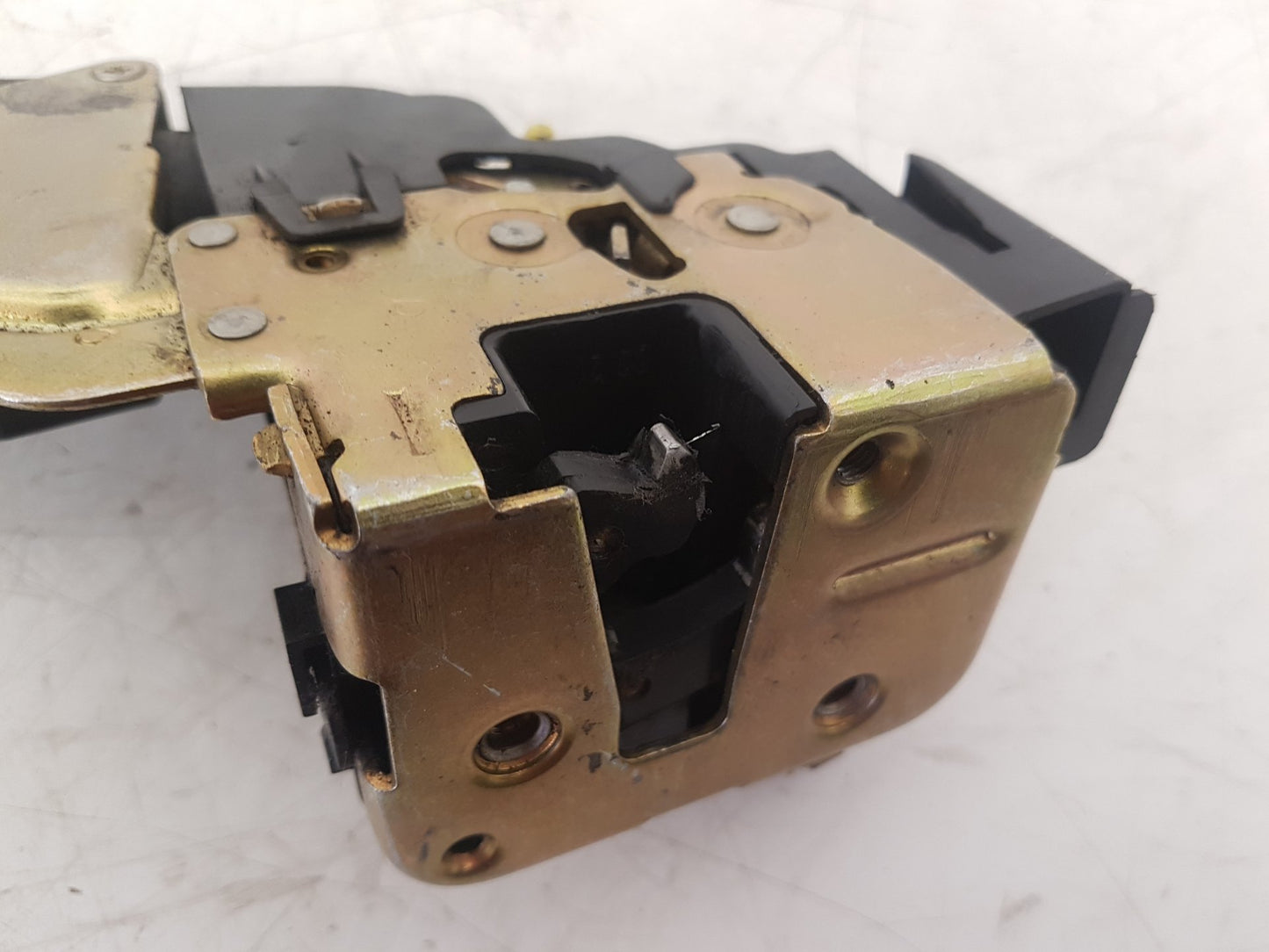 2000 - 2004 Volvo V40  Estate Right Front Door Lock Actuator
