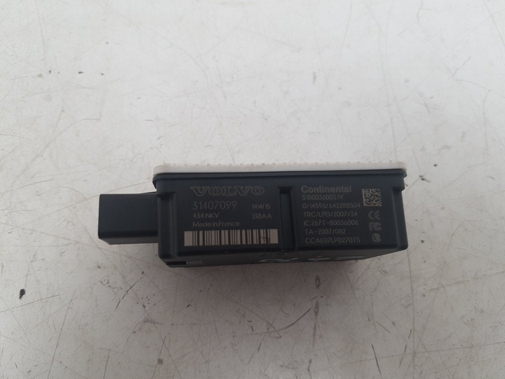 2014 Volvo V40  Hatchback KEYLESS ENTRY MODULE RECEIVER 31407099