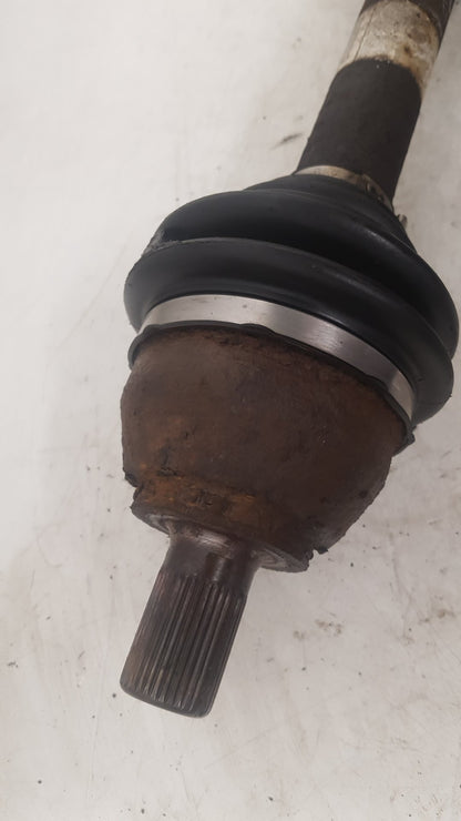 2005 - 2012 Volvo S40  Saloon Driveshaft (Manual) UK Drivers Side Front. 31256933