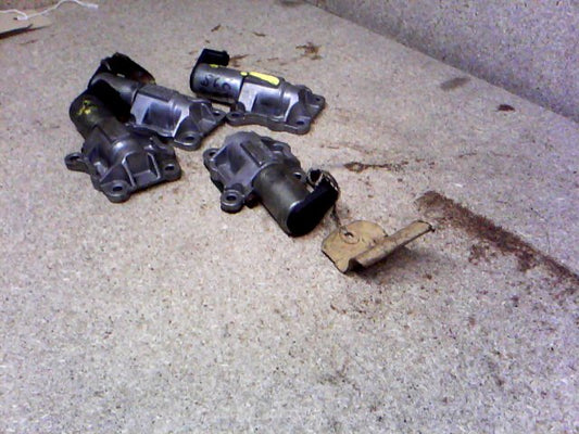2000 - 2007 Volvo V70   VVT SOLENOID