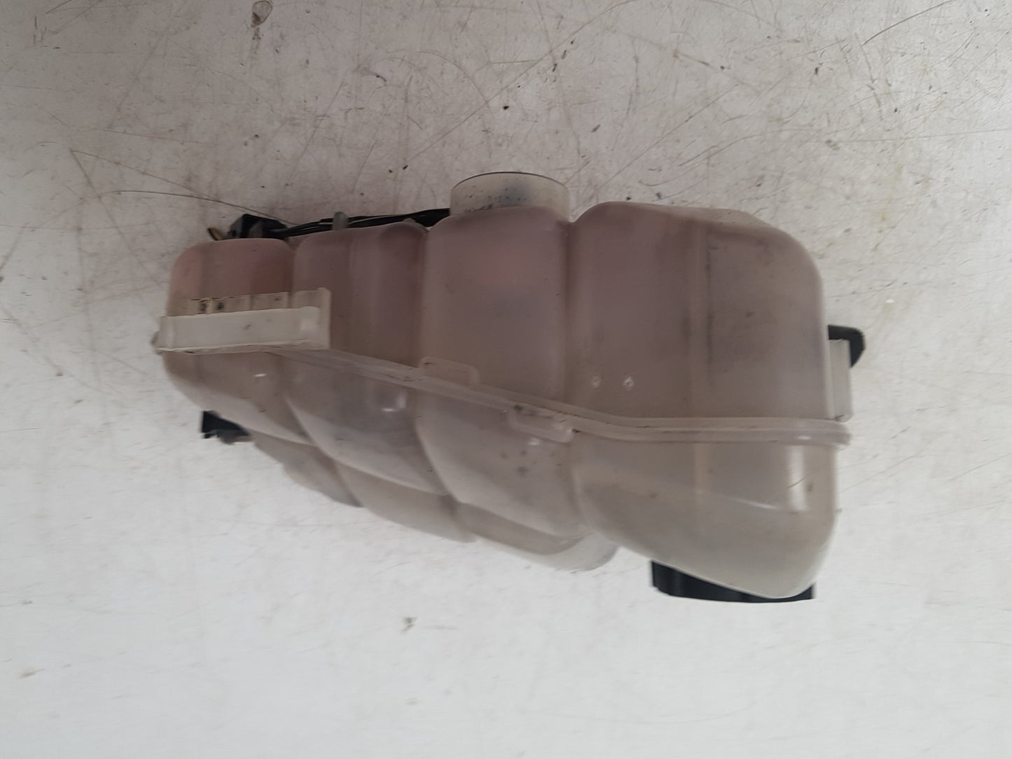 2012 - 2019 Volvo V40  Hatchback Radiator Pressure Bottle 31338764