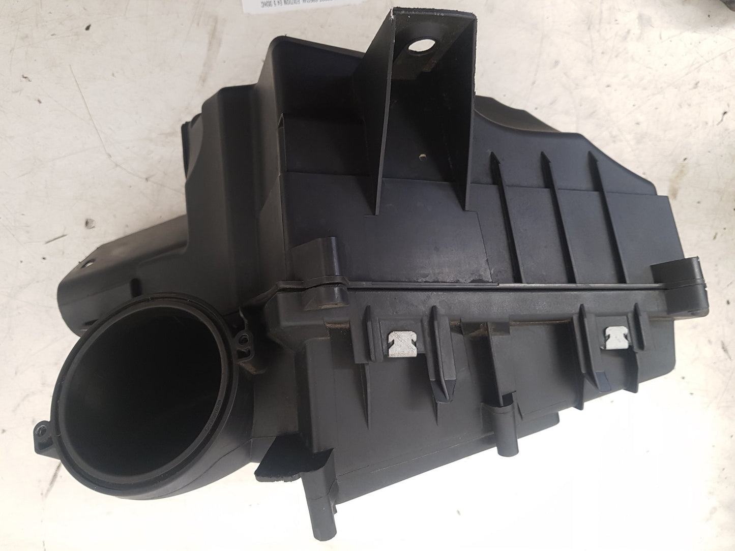 2007 Volvo V70  Estate Air Filter Box 30636830