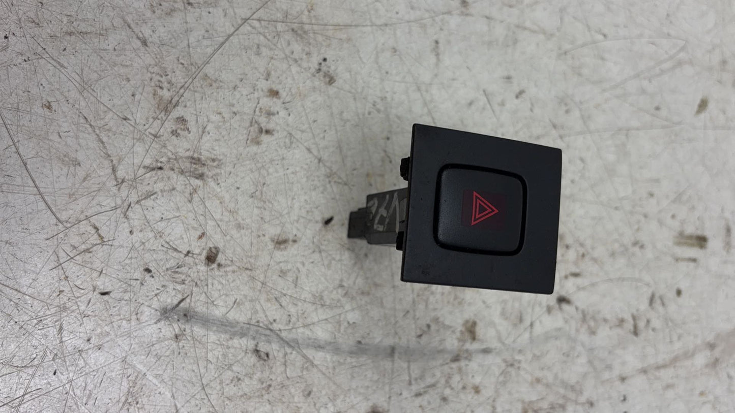2008 - 2015 Volvo V70  Estate Hazard Switch Control Panel 30715066