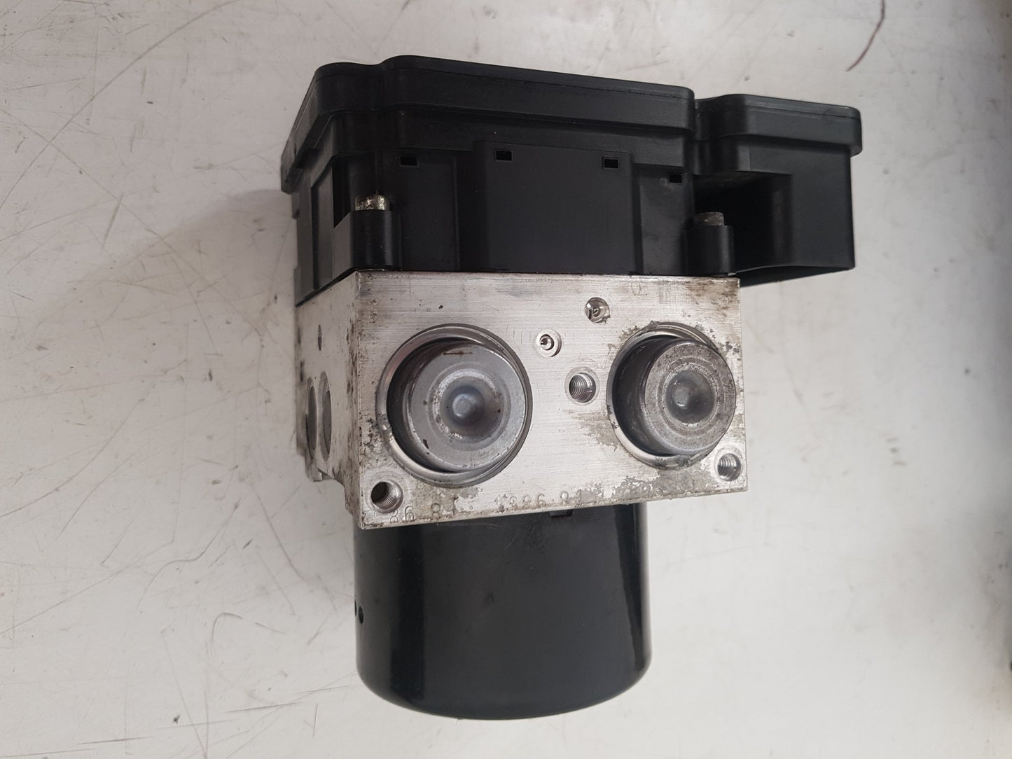 2007 - 2010 Volvo V70  Estate ABS Pump/Modulator 31261142