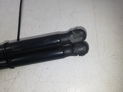 2014 Volvo V40  Hatchback TAILGATE STRUTS (PAIR) 31395607