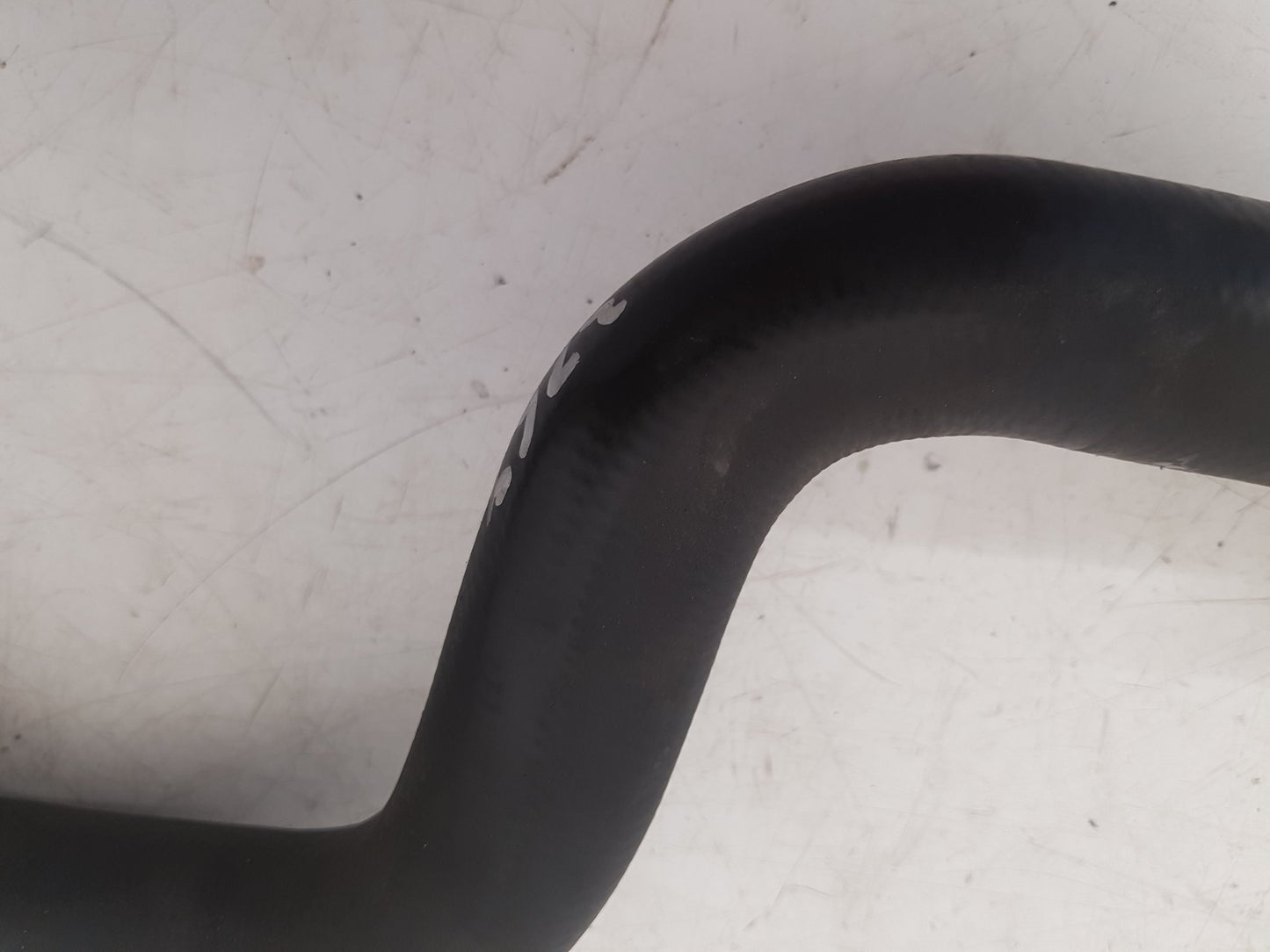 2012 - 2015 Volvo V40  Hatchback RADIATOR HOSE 31319310