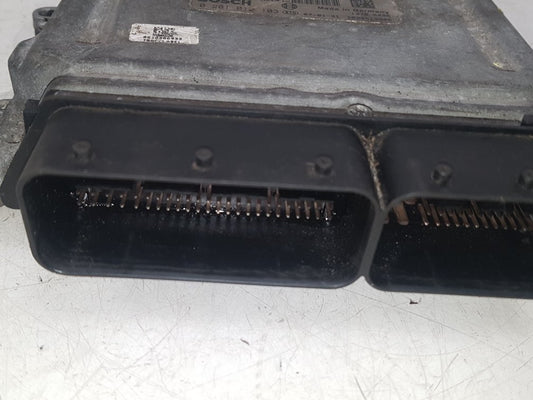 2005 - 2008 Volvo V70  Estate Engine ECU 30771550