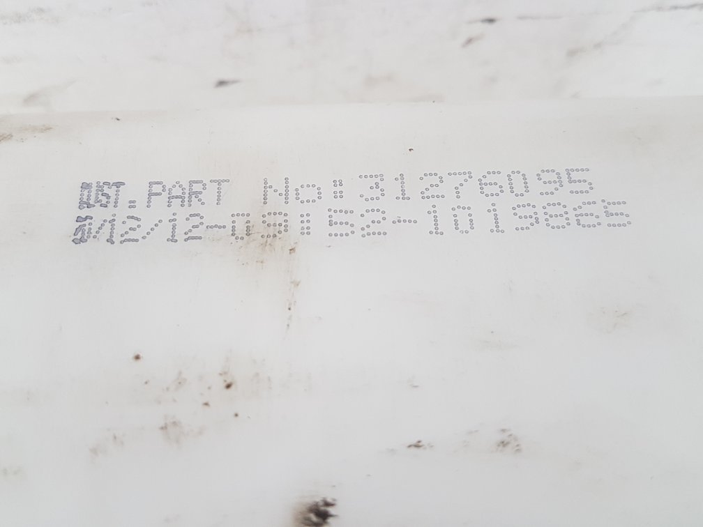 2012 - 2017 Volvo V40  Hatchback WASHER BOTTLE & MOTOR 31276094