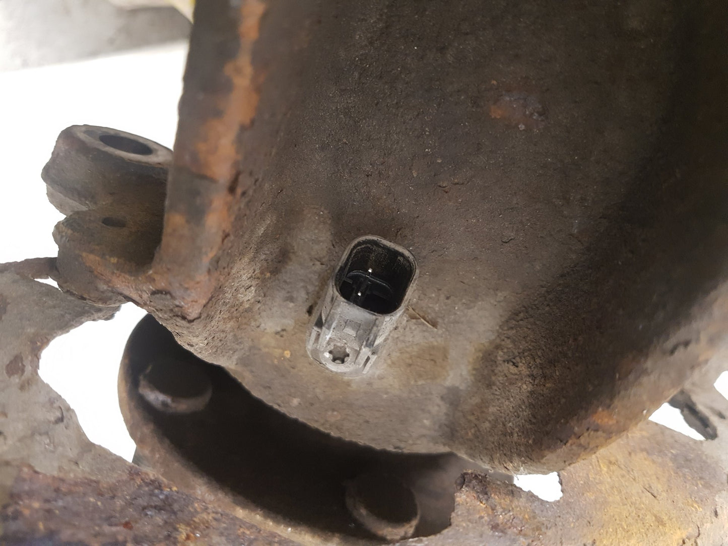 2007 - 2010 Volvo V50 545 Estate Left Front Hub Assembly 3M51-3K171