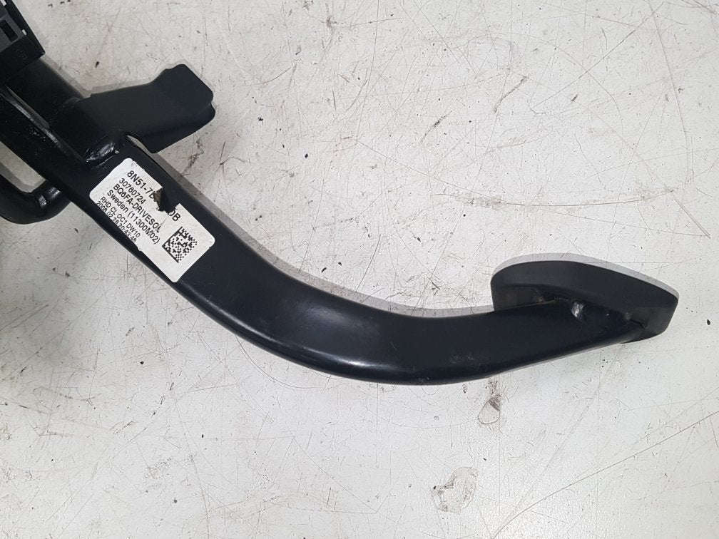 2006 - 2012 Volvo C70  Convertible Clutch Pedal 30760724