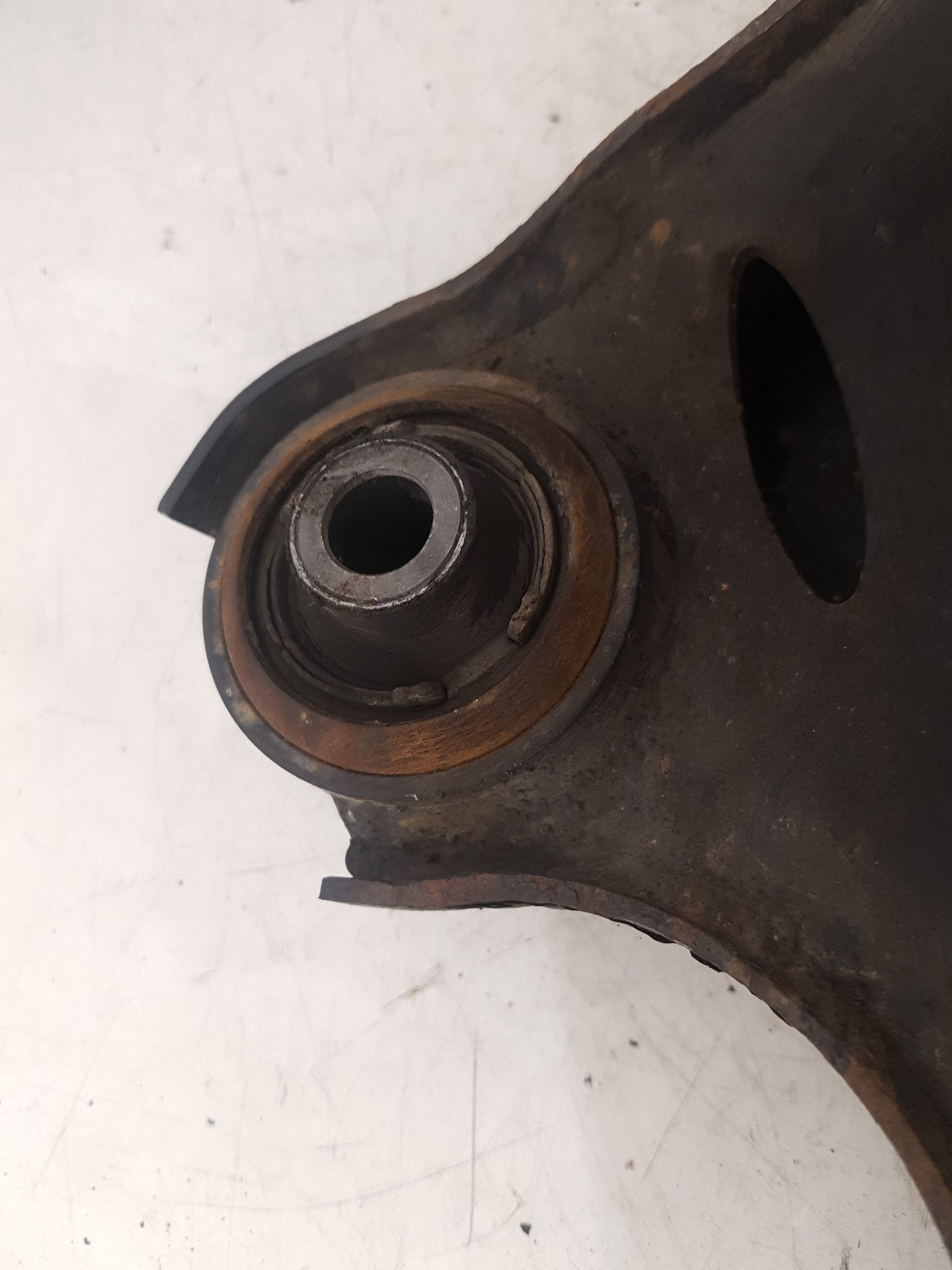 2010 - 2017 Volvo XC60  Estate Right Front Lower Control Arm 31317666