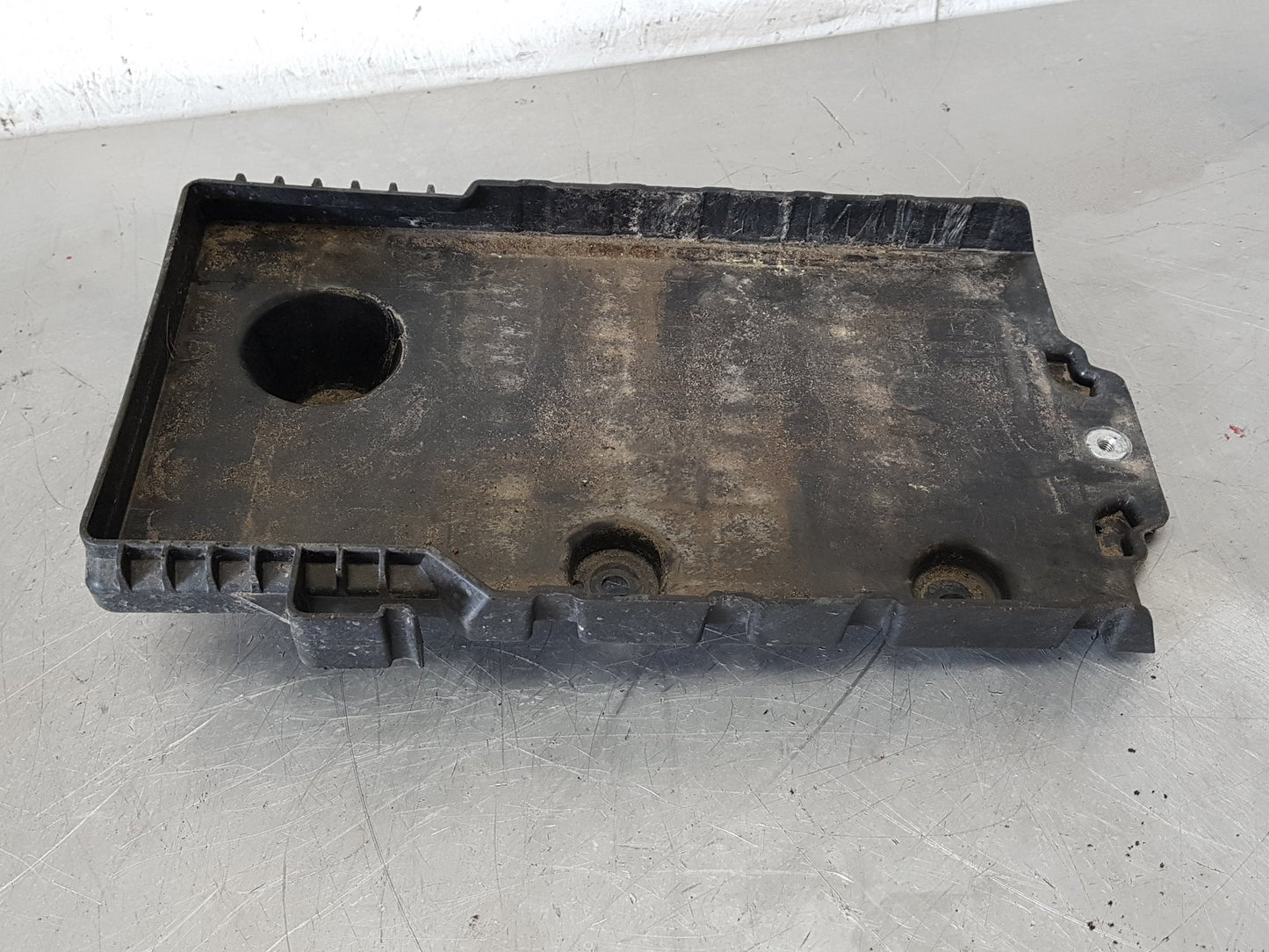 2012 - 2020 Volvo V40  Hatchback Battery Tray 31301934