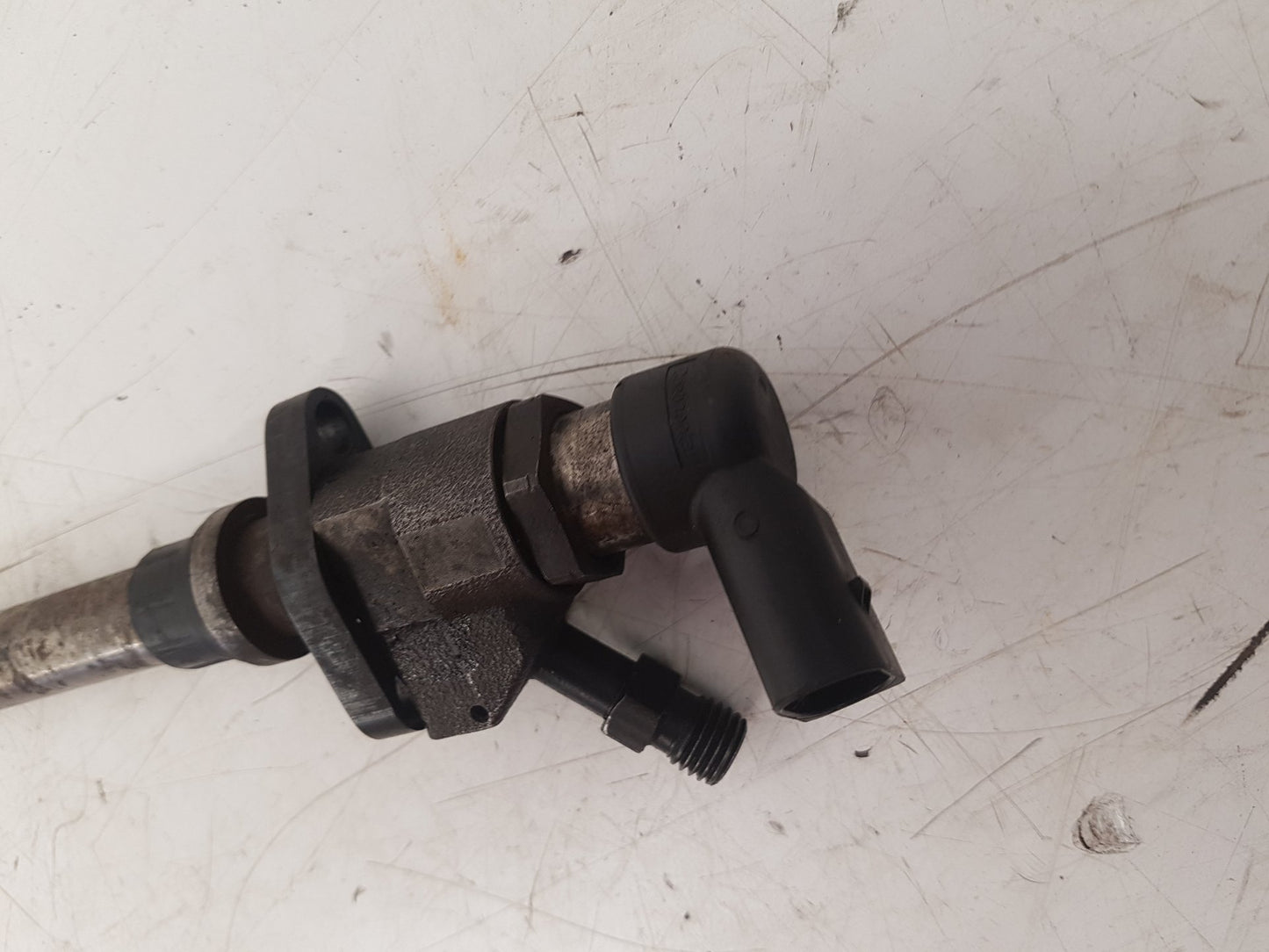 2006 - 2011 Volvo C70  Convertible Fuel Injector 9659337980