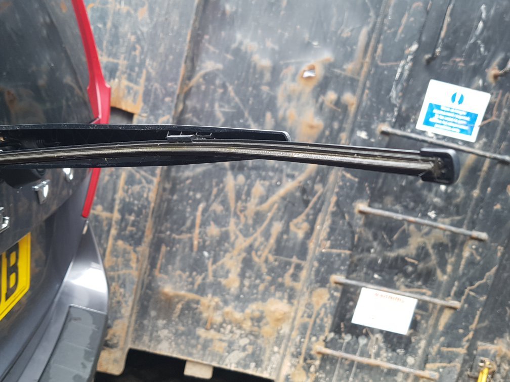 2010 - 2015 Volvo V70  Estate Rear Wiper Arm