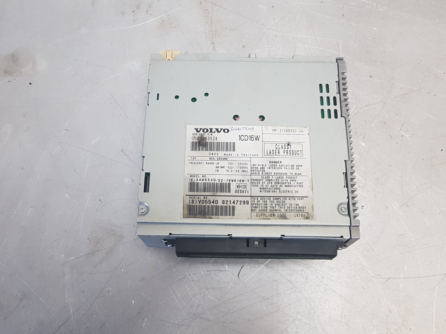 2008 - 2012 Volvo C70   CD Player 31260528