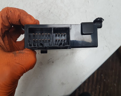 2004 - 2009 Volvo S60  Saloon SEAT CONTROL MODULE 30739636