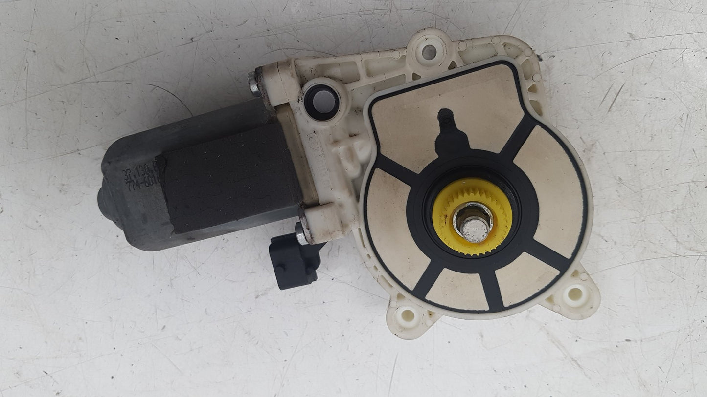 2007 - 2015 Saab 9-3  Estate WINDOW REG MOTOR (PASSENGER SIDE REAR) 2 PIN