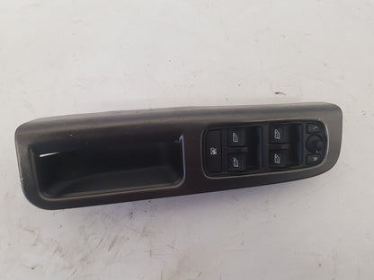 2006 - 2010 Volvo V50  Estate Right Front Window Switch 30773210