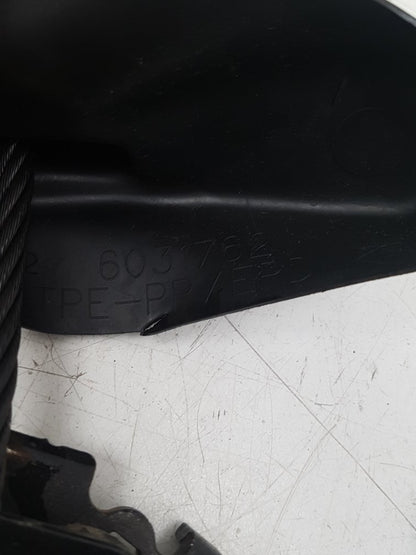 2004 - 2010 Volvo V50   Estate SEAT BELT PRETENSIONER (DRIVER SIDE) 6031762