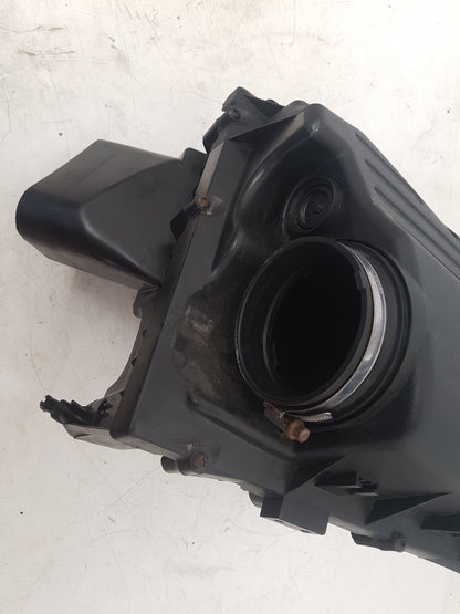 2010 - 2012 Saab 9-5  Saloon Air Filter Box 56560889