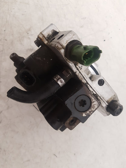 2008 - 2011 Volvo V70  Estate High Pressure Pump 0 445 010 111