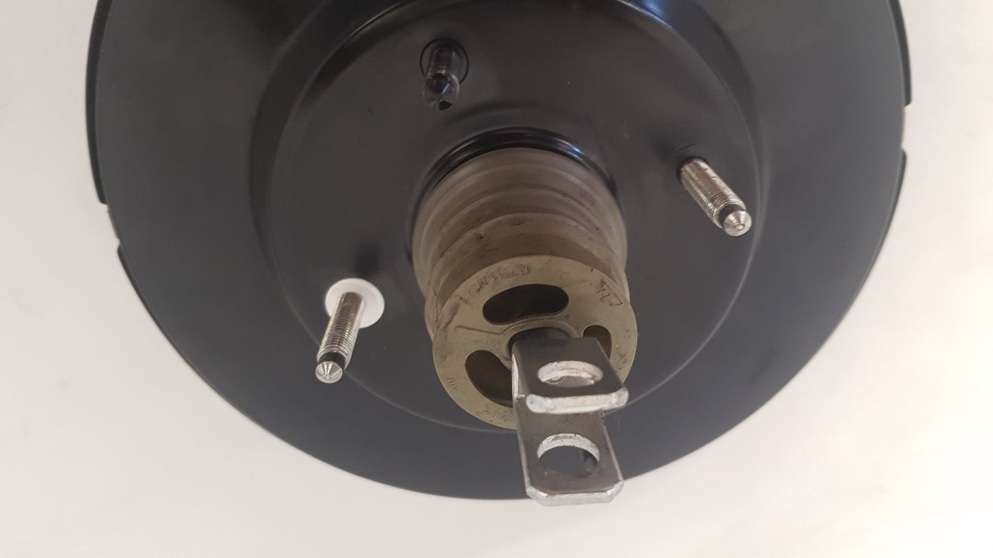 2013 Volvo V40  Hatchback Brake Booster 31317080