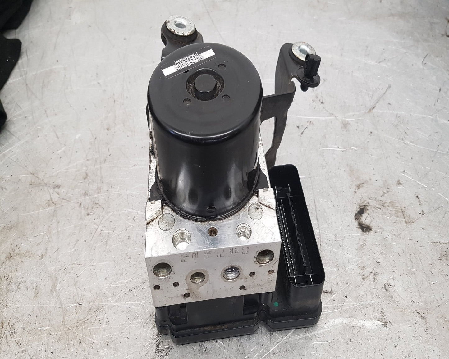 2008 - 2011 Volvo V70  Estate ABS Pump/Modulator 30681619